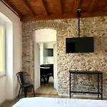 Palazzo Garbusi 4*