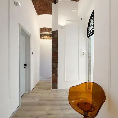 Palazzo Garbusi Apart Otel Sarzana
