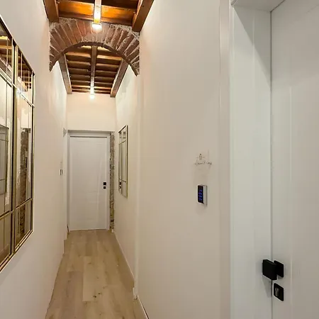 Palazzo Garbusi Apart Otel