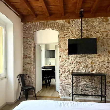 Palazzo Garbusi 4*