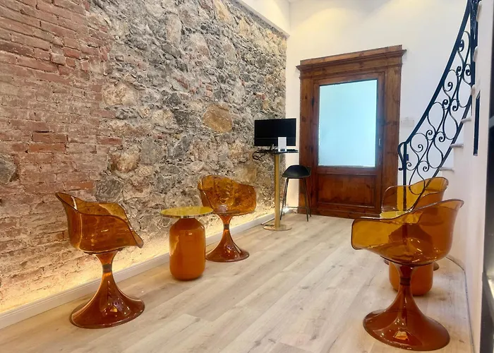 Palazzo Garbusi 萨尔扎纳